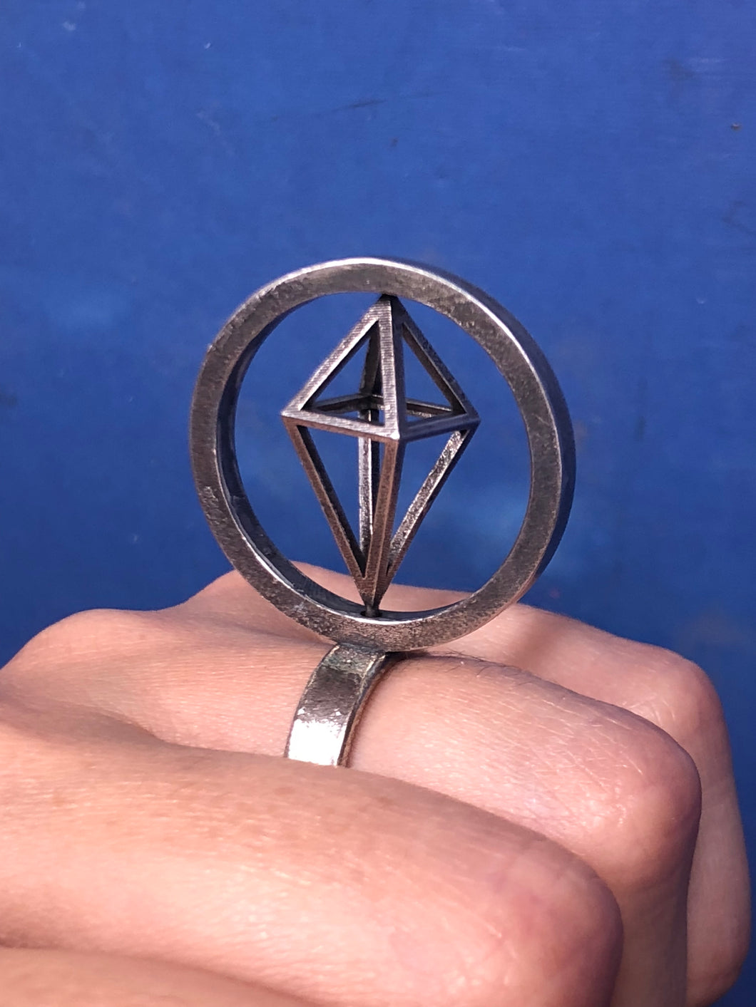 Spinning Opptahedron Ring