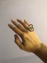 Load image into Gallery viewer, Spinning Opptahedron Ring