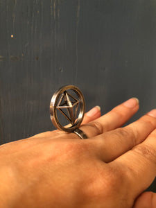 Spinning Opptahedron Ring